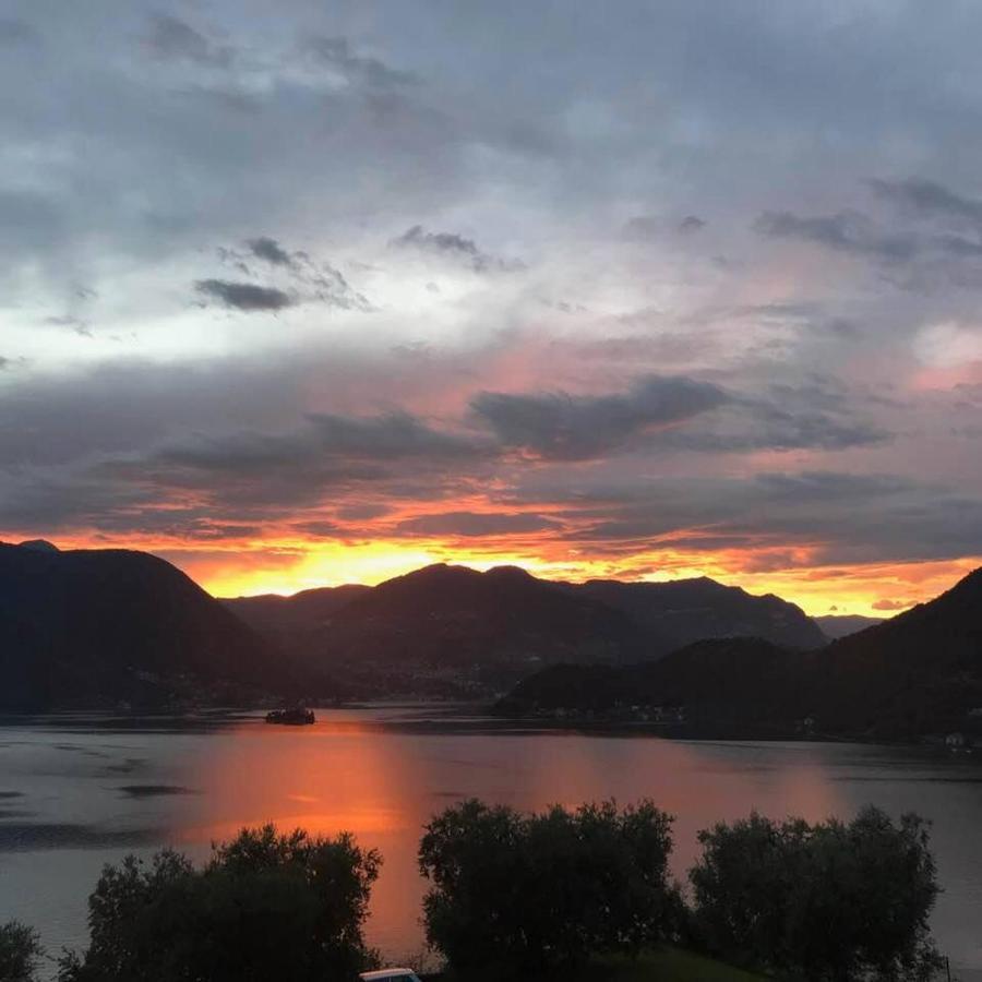 Appartamento Vista Lago D'Iseo Sulzano Exterior photo